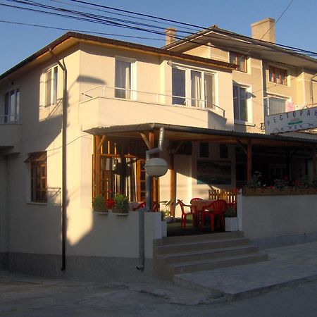 Guest Rooms Grudovi Obsor Exterior foto